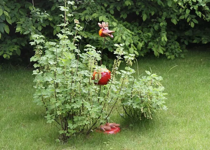 Chambres D'hotes Les Chalands Bed & Breakfast *